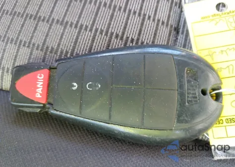 2010 Jeep Grand Cherokee Laredo z USA, uszkodzony, nr VIN 1J4PR4GK5AC141420